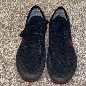 Nike vapor max 1 bred